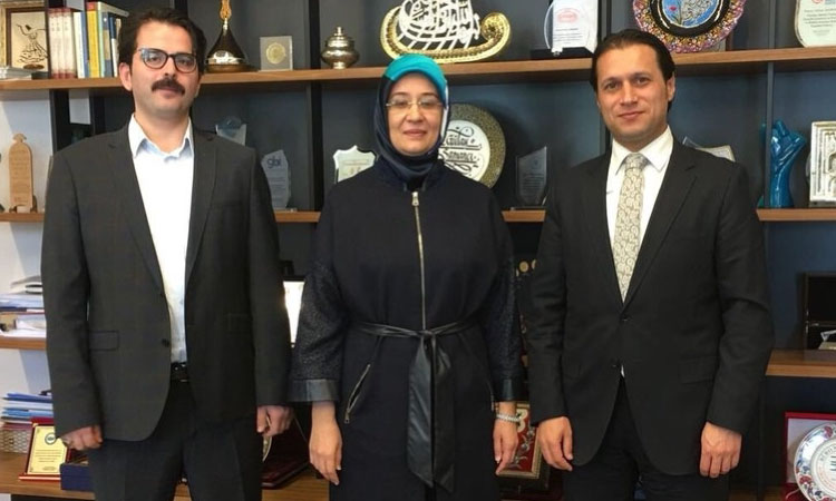 GENEL BAŞKANIMIZ VE BAŞKAN VEKİLİMİZ CUMHURBAŞKANLIĞI BAŞDANIŞMANI GÜLAY SAMANCI HANIMEFENDİ İLE İSTİŞARE ETTİLER.
